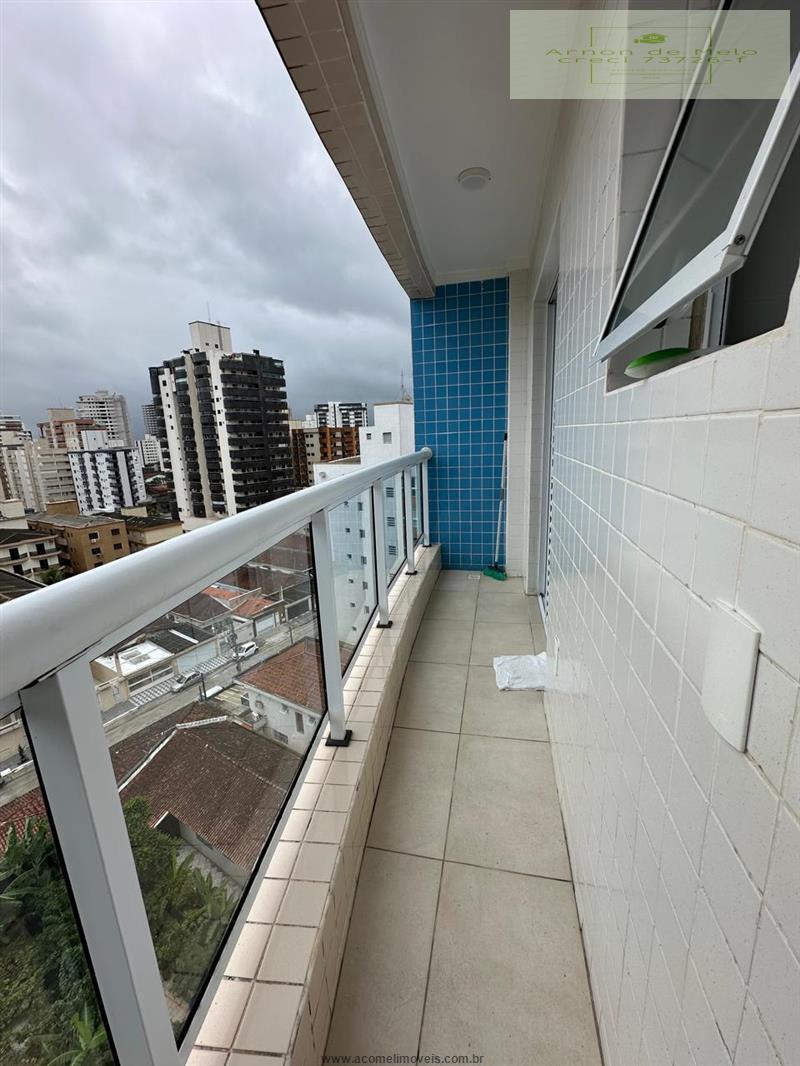 Apartamento à venda com 2 quartos, 72m² - Foto 2