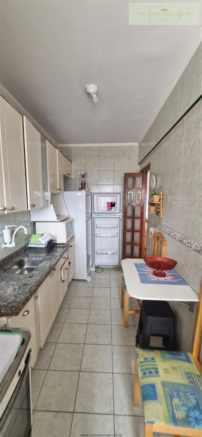 Apartamento à venda com 1 quarto, 45m² - Foto 12