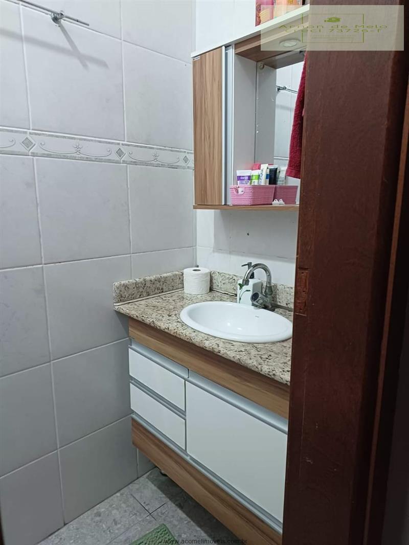 Casa à venda com 2 quartos, 104m² - Foto 13