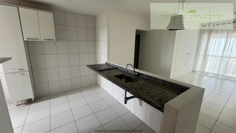 Apartamento à venda com 2 quartos, 69m² - Foto 13