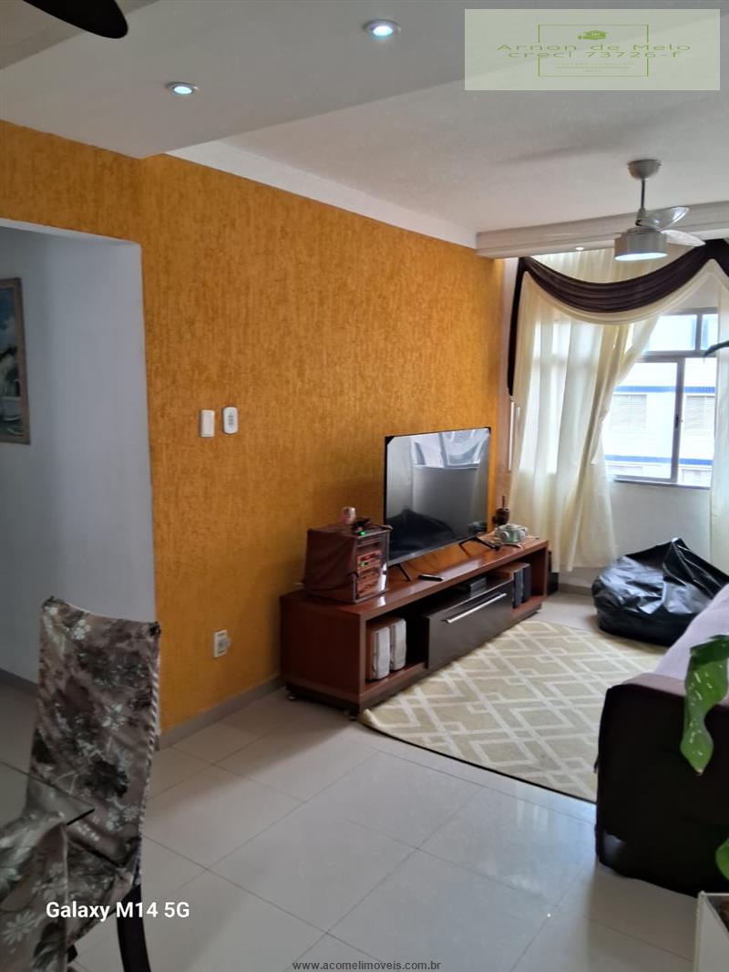 Apartamento à venda com 2 quartos, 76m² - Foto 12