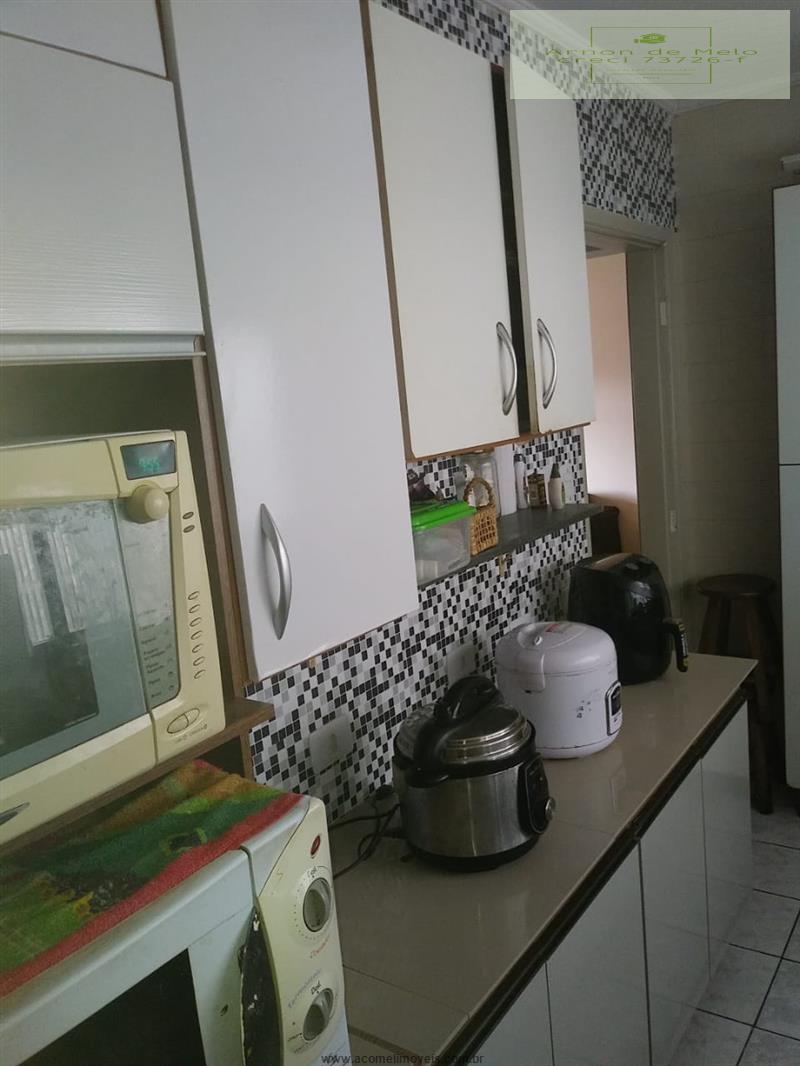 Apartamento à venda com 2 quartos, 76m² - Foto 17