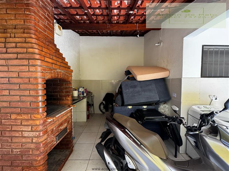 Casa para alugar com 2 quartos, 100m² - Foto 16