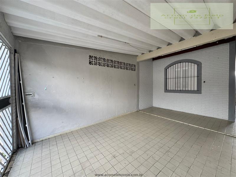 Casa para alugar com 2 quartos, 80m² - Foto 12