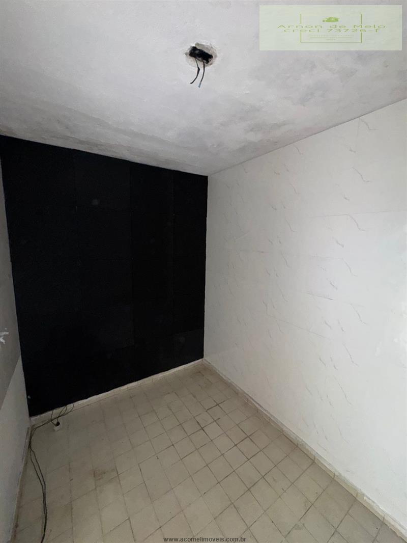 Casa para alugar com 2 quartos, 80m² - Foto 24