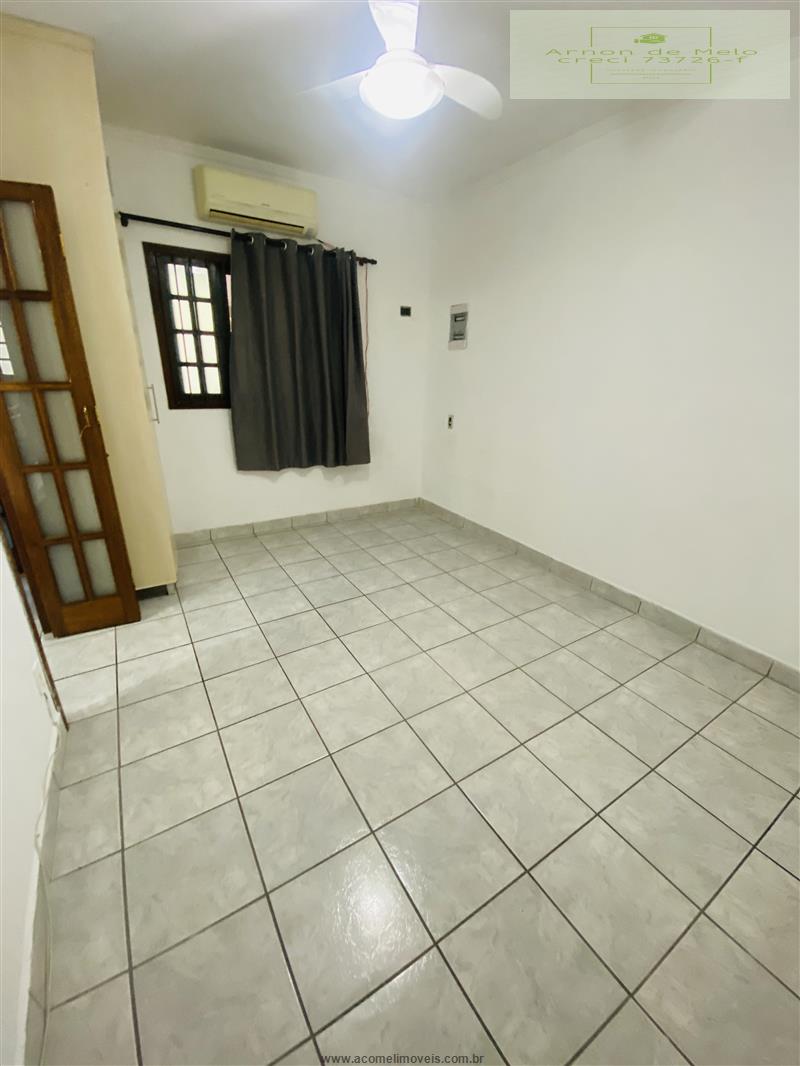 Casa para alugar com 3 quartos, 130m² - Foto 13