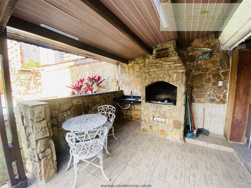 Casa para alugar com 3 quartos, 130m² - Foto 4