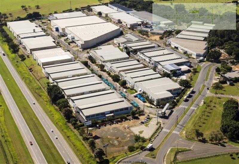 Depósito-Galpão-Armazém à venda, 108000m² - Foto 1