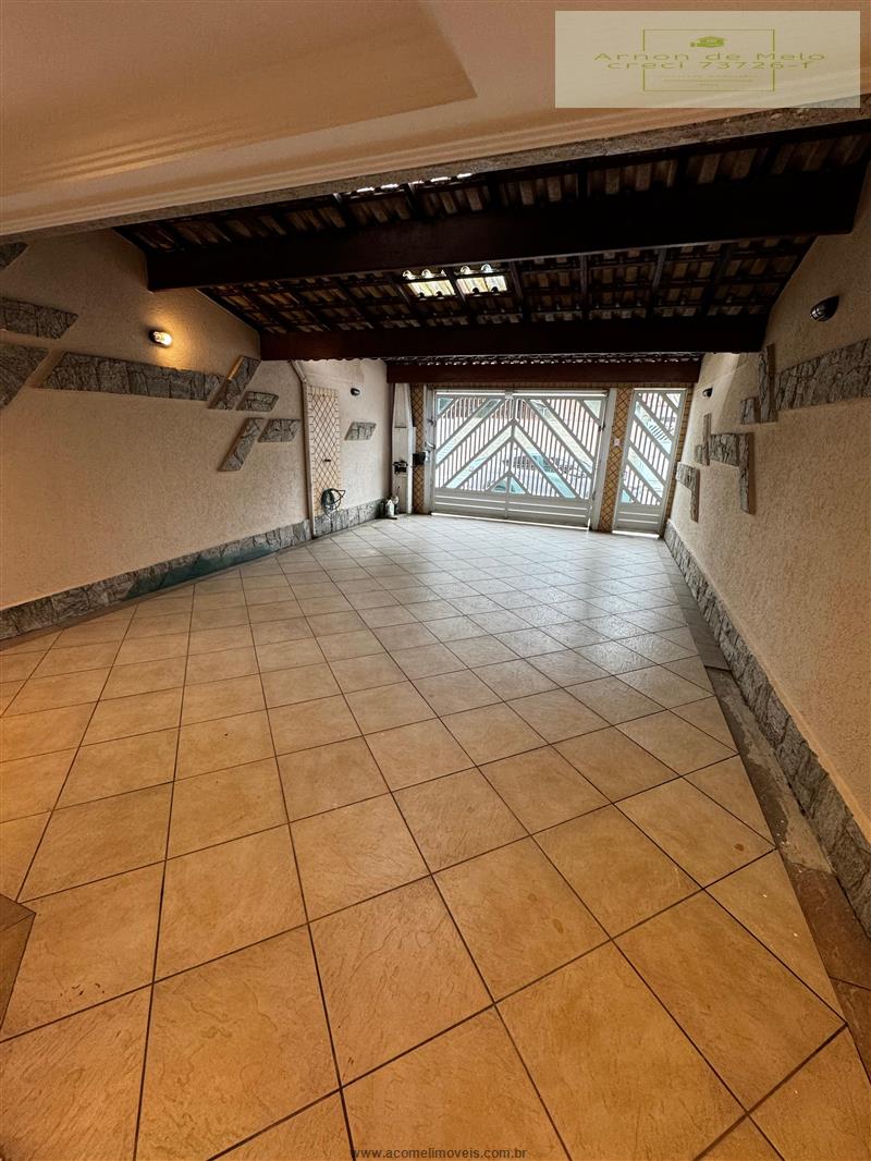 Casa com 4 Dormitórios à venda, 250 m² por R$ 1.699.000,00 Casa com 4 Dormitórios à venda, 250 m² por R$ 1.699.000,00