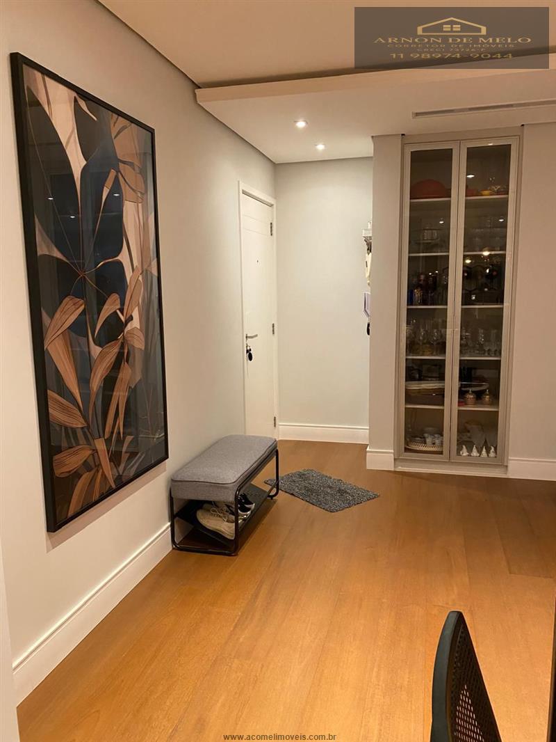 Apartamento com 3 Dormitórios à venda, 105 m² por R$ 1.750.000,00 Apartamento com 3 Dormitórios à venda, 105 m² por R$ 1.750.000,00