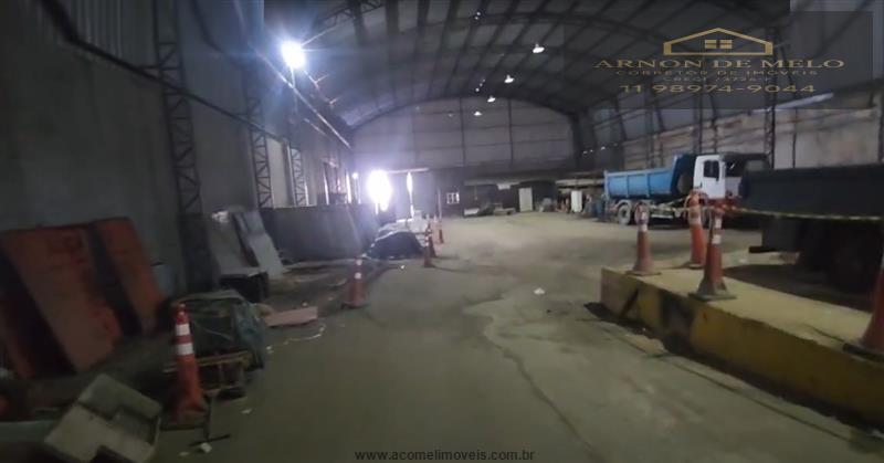 Pavilhão/galpão/depósito para alugar  no Valongo - Santos, SP. Imóveis