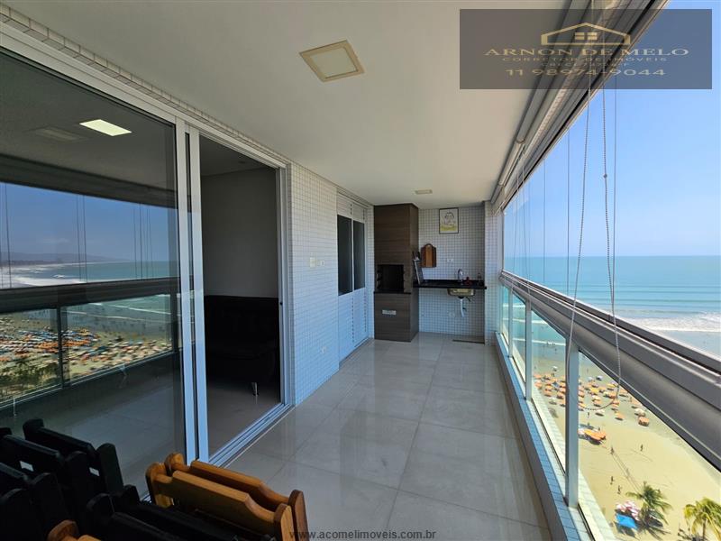 Apartamento com 3 Dormitórios à venda, 138 m² por R$ 2.100.000,00 Apartamento com 3 Dormitórios à venda, 138 m² por R$ 2.100.000,00