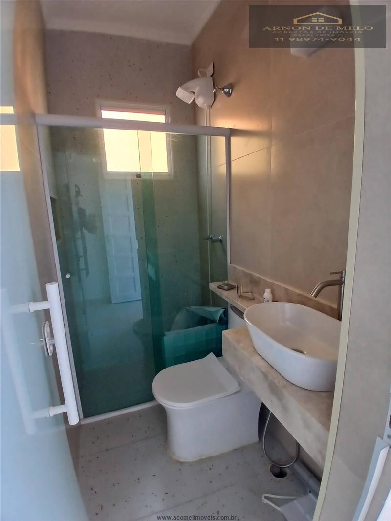 Casa com 3 Dormitórios à venda, 130 m² por R$ 450.000,00 Casa com 3 Dormitórios à venda, 130 m² por R$ 450.000,00