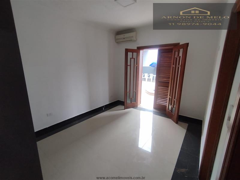 Casa com 3 Dormitórios à venda, 250 m² por R$ 3.350.000,00 Casa com 3 Dormitórios à venda, 250 m² por R$ 3.350.000,00