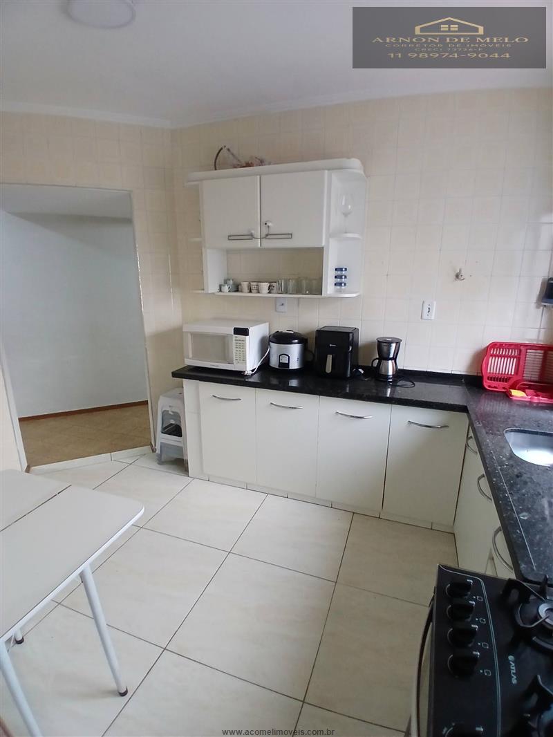 Apartamento com 2 Dormitórios à venda, 79 m² por R$ 370.000,00 Apartamento com 2 Dormitórios à venda, 79 m² por R$ 370.000,00