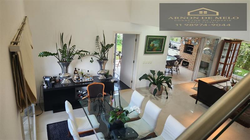 Casa com 3 Dormitórios à venda, 300 m² por R$ 3.300.000,00 Casa com 3 Dormitórios à venda, 300 m² por R$ 3.300.000,00