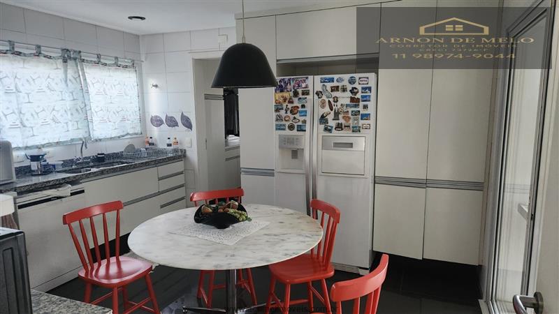 Casa com 3 Dormitórios à venda, 300 m² por R$ 3.300.000,00 Casa com 3 Dormitórios à venda, 300 m² por R$ 3.300.000,00