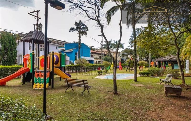 Casa com 4 Dormitórios à venda, 334 m² por R$ 2.300.000,00 Casa com 4 Dormitórios à venda, 334 m² por R$ 2.300.000,00