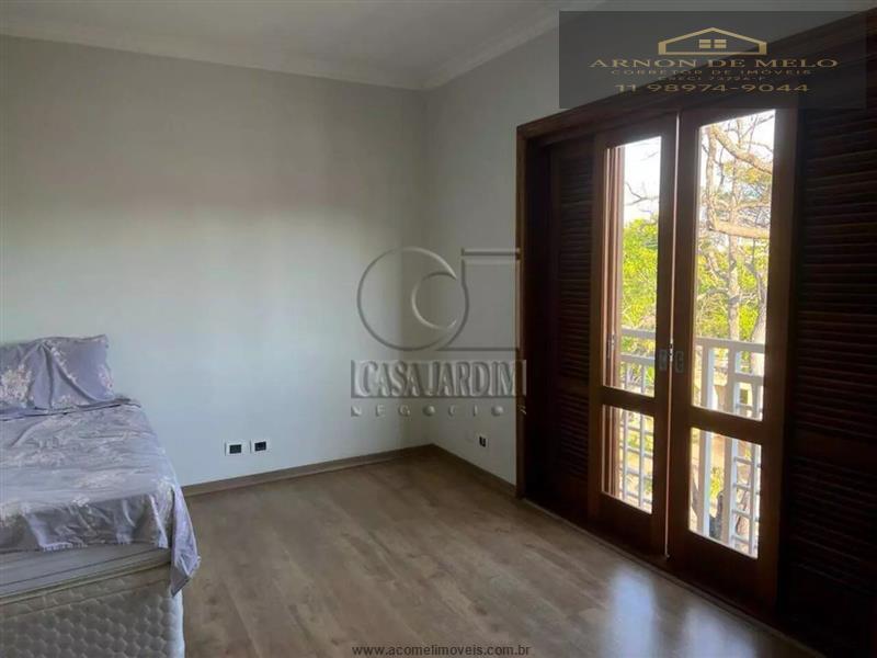 Casa com 4 Dormitórios à venda, 334 m² por R$ 2.300.000,00 Casa com 4 Dormitórios à venda, 334 m² por R$ 2.300.000,00