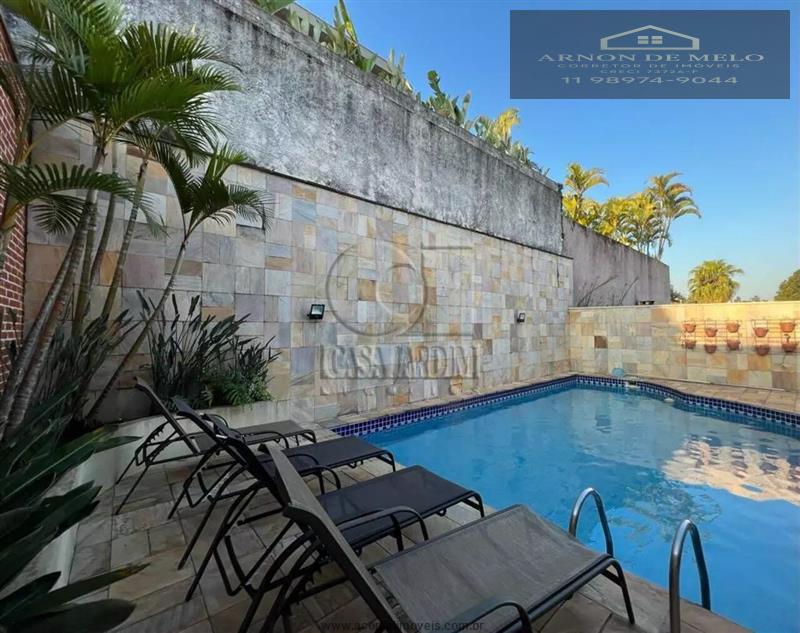 Casa à venda  no Alphaville - Santana de Parnaíba, SP. Imóveis