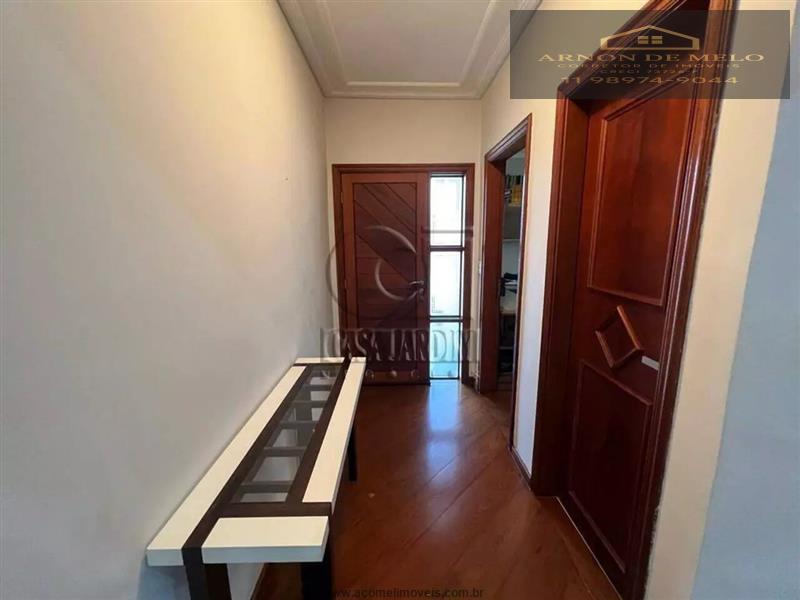 Casa com 4 Dormitórios à venda, 334 m² por R$ 2.300.000,00 Casa com 4 Dormitórios à venda, 334 m² por R$ 2.300.000,00