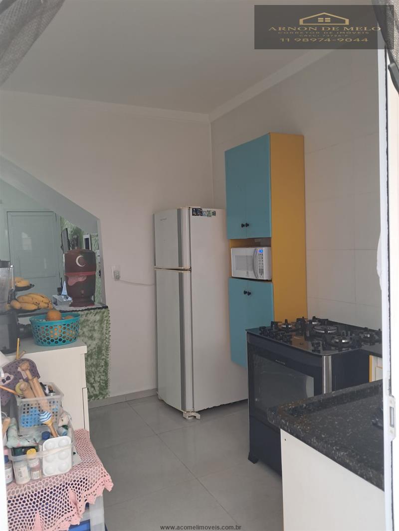 Casa com 2 Dormitórios à venda, 47 m² por R$ 305.000,00 Casa com 2 Dormitórios à venda, 47 m² por R$ 305.000,00