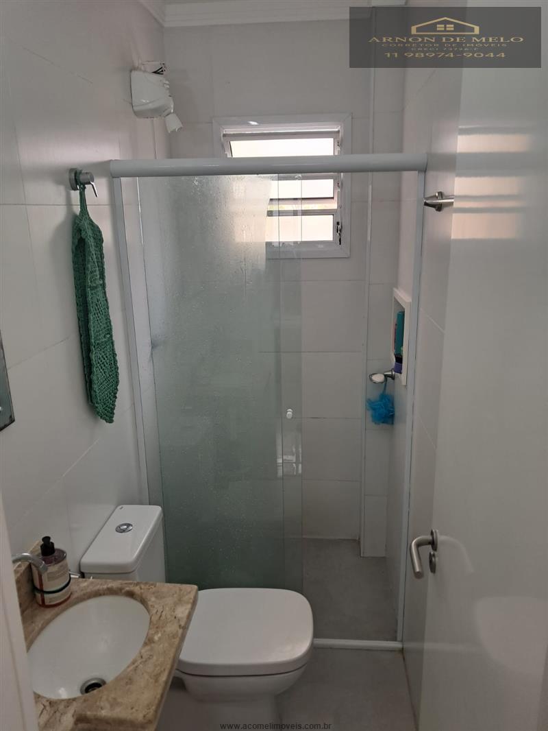 Casa com 2 Dormitórios à venda, 47 m² por R$ 305.000,00 Casa com 2 Dormitórios à venda, 47 m² por R$ 305.000,00