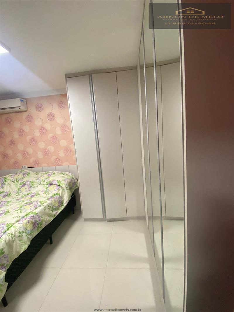 Casa com 3 Dormitórios à venda, 175 m² por R$ 965.000,00 Casa com 3 Dormitórios à venda, 175 m² por R$ 965.000,00