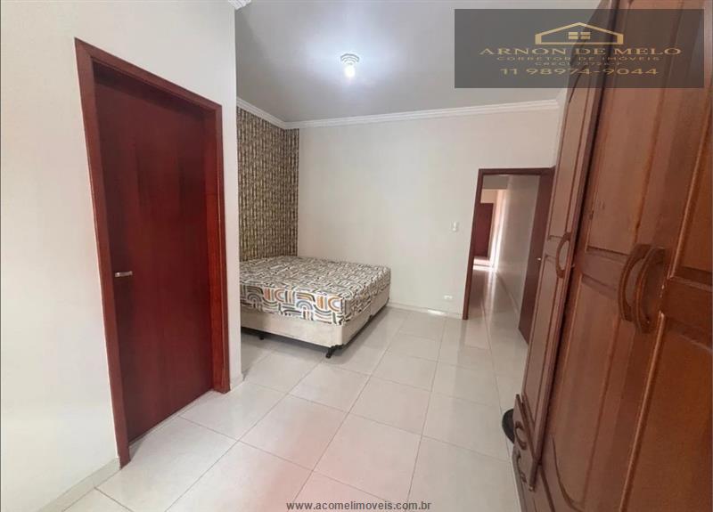 Casa com 3 Dormitórios à venda, 130 m² por R$ 848.000,00 Casa com 3 Dormitórios à venda, 130 m² por R$ 848.000,00