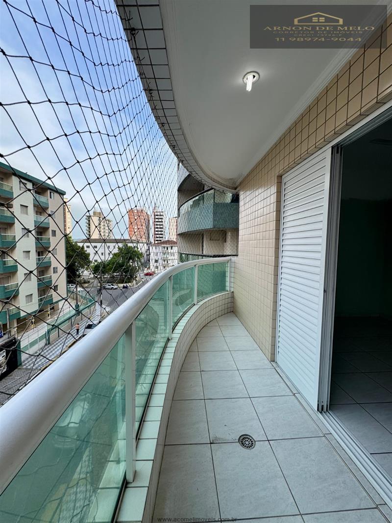 Apartamento com 2 Dormitórios à venda, 74 m² por R$ 465.000,00 Apartamento com 2 Dormitórios à venda, 74 m² por R$ 465.000,00