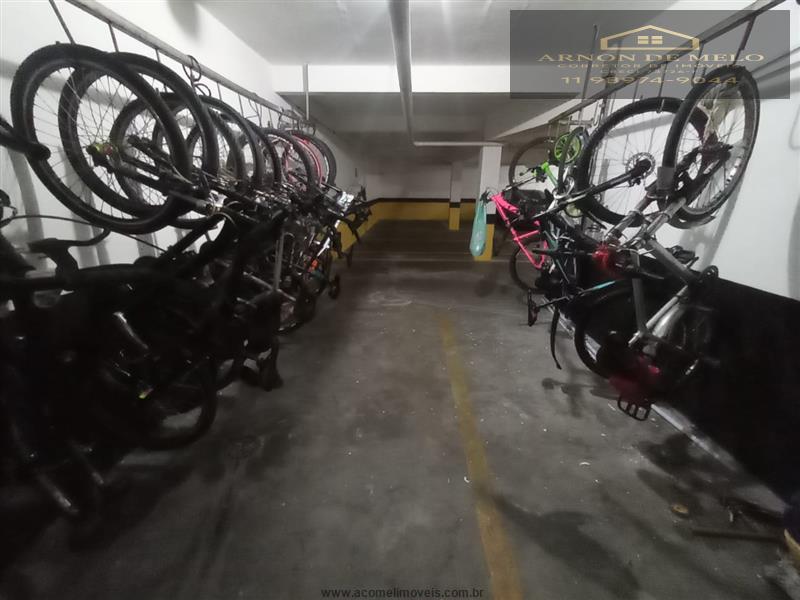 Apartamento com 2 Dormitórios à venda, 74 m² por R$ 465.000,00 Apartamento com 2 Dormitórios à venda, 74 m² por R$ 465.000,00