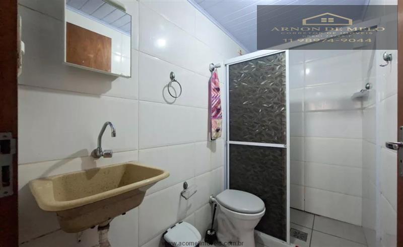 Apartamento à venda, por R$ 220.000,00 Apartamento à venda, por R$ 220.000,00