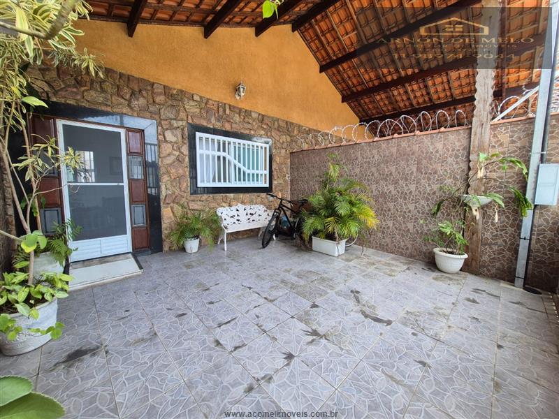 Casa à venda  no Vila Tupi - Praia Grande, SP. Imóveis