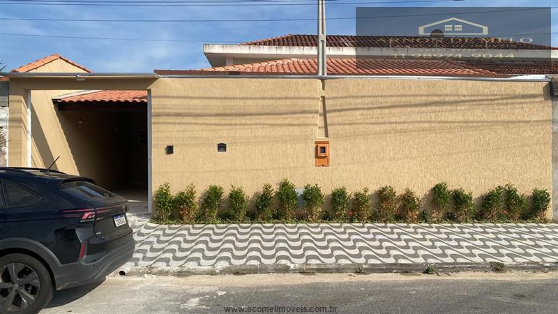 Casa à venda  no Vila Tupi - Praia Grande, SP. Imóveis