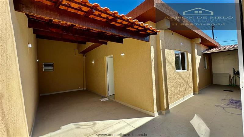 Casa com 2 Dormitórios à venda, 95 m² por R$ 680.000,00 Casa com 2 Dormitórios à venda, 95 m² por R$ 680.000,00