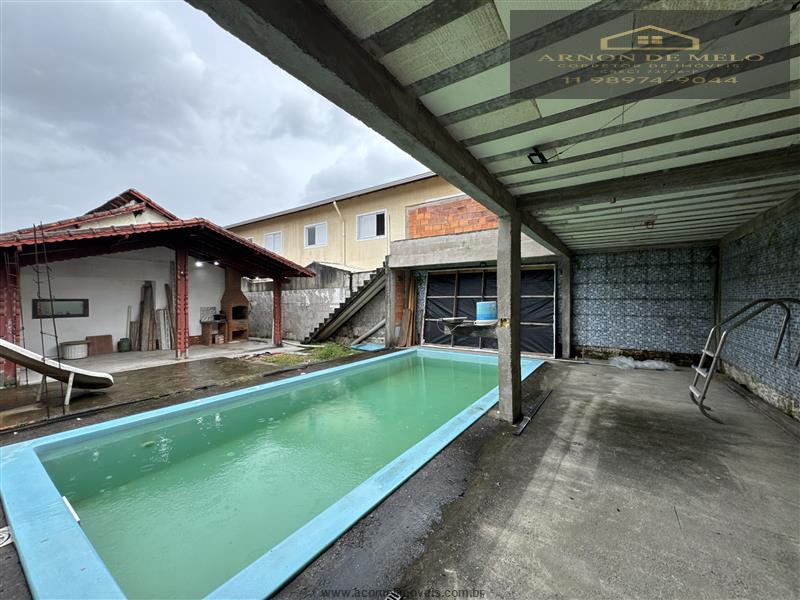 Casa à venda  no Vila Caiçara - Praia Grande, SP. Imóveis