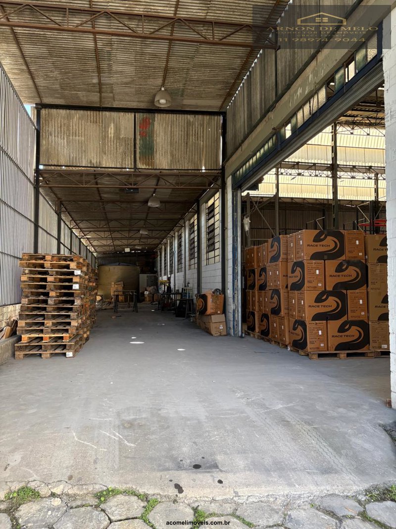 Depósito-Galpão, 1600 m² - Foto 2