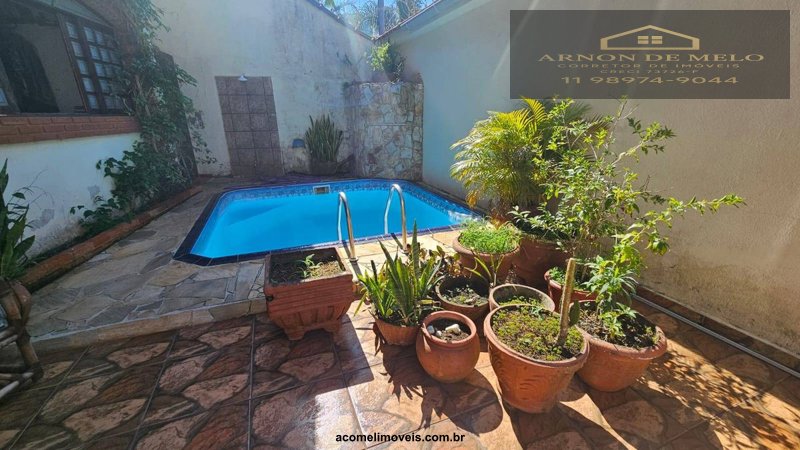 Casas no Litoral para venda em Praia Grande no bairro Canto do Forte