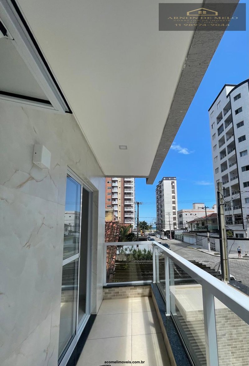 Casas no Litoral para venda em Praia Grande no bairro Ocian