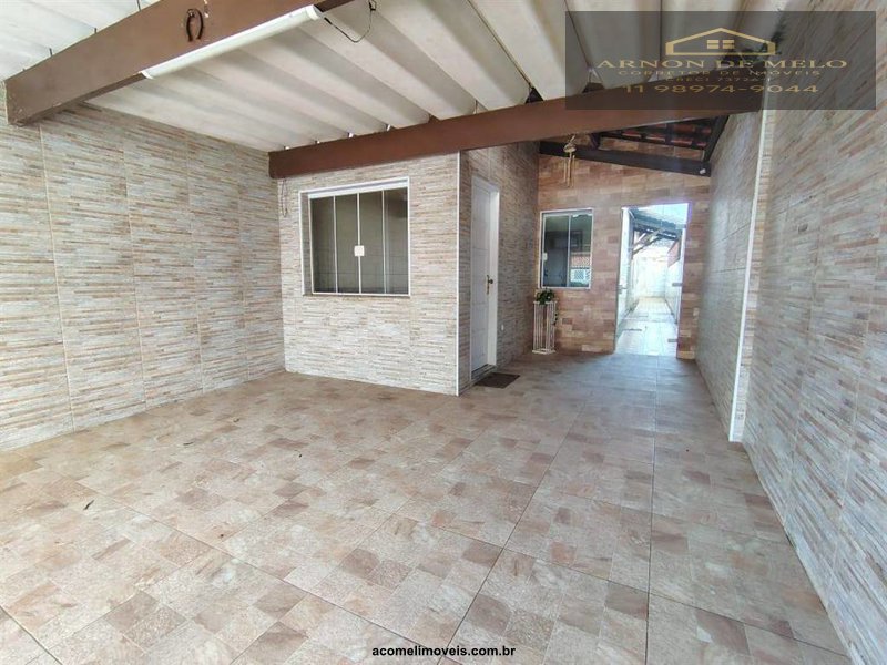 Casas no Litoral para venda em Praia Grande no bairro Vila Caiçara