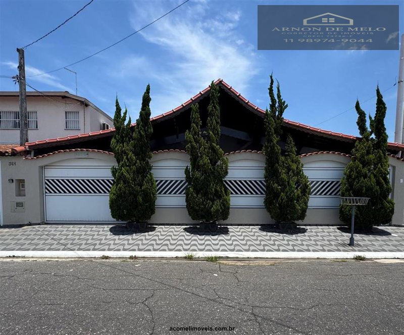 Casas no Litoral para venda em Praia Grande no bairro Balneario Florida