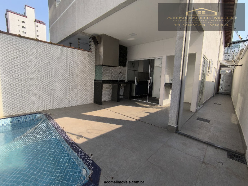 Casas no Litoral para venda em Praia Grande no bairro Guilhermina