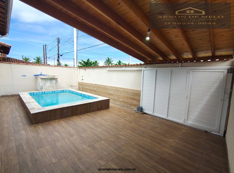 Casa, 4 quartos, 150 m² - Foto 1