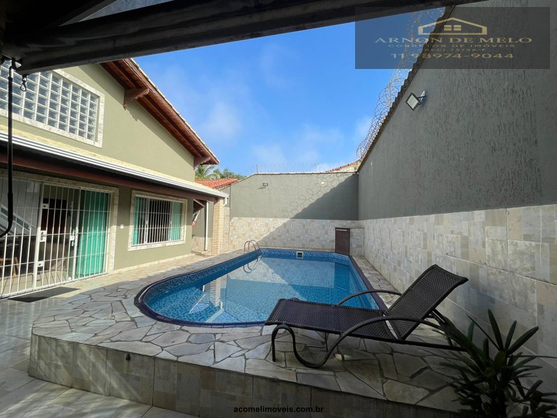 Casa, 4 quartos, 120 m² - Foto 1