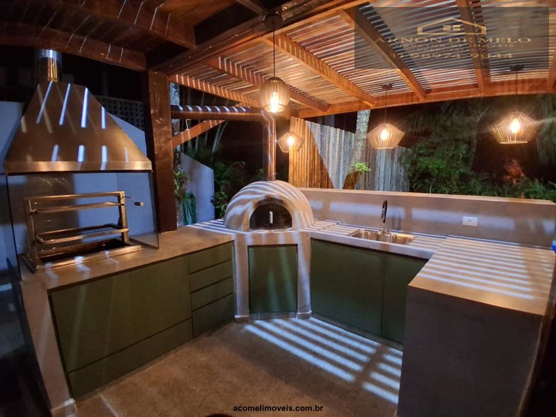 Casa, 4 quartos, 215 m² - Foto 2