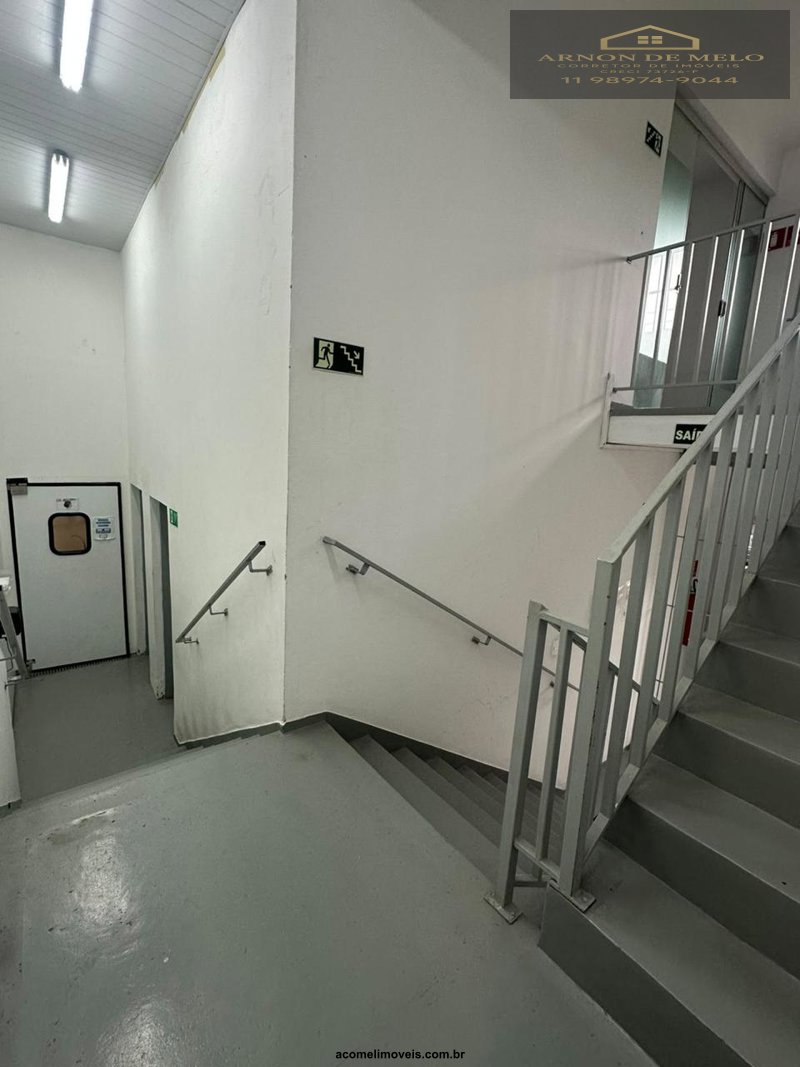 Depósito-Galpão, 750 m² - Foto 15